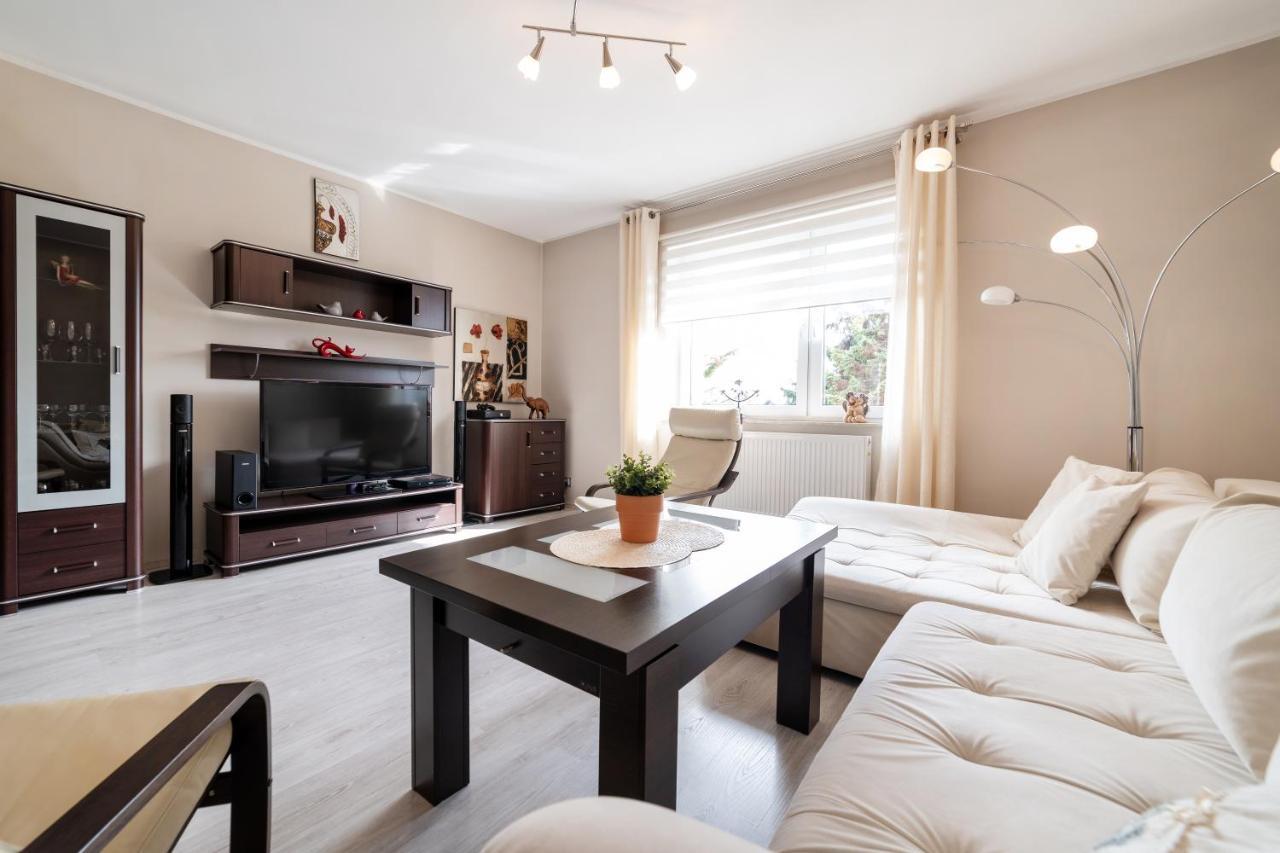 Wenge Apartment ยาสตาร์เนีย ภายนอก รูปภาพ